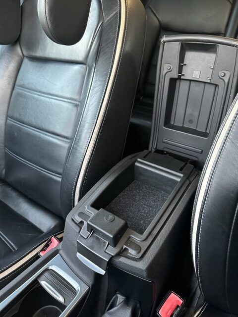 Supporto Per Navigatore Ford Mondeo (2001-04/07) — Fissaggio Al Cruscotto In Similpelle, Nero
